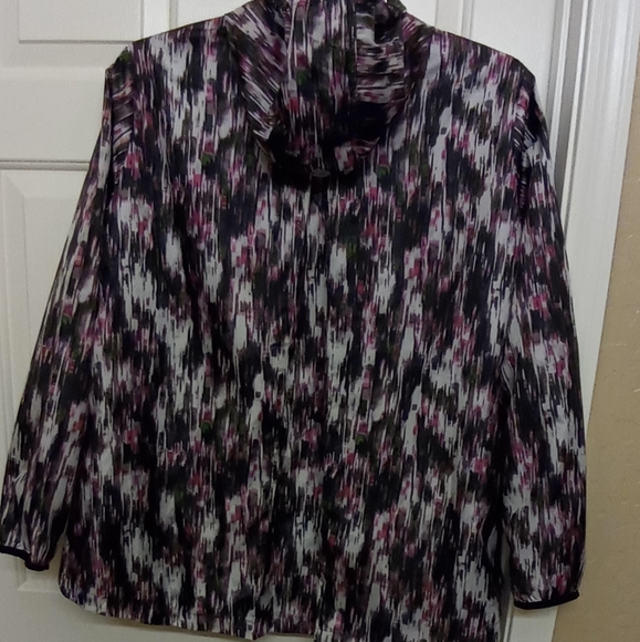 Ladies jacket - Picture 6 of 10